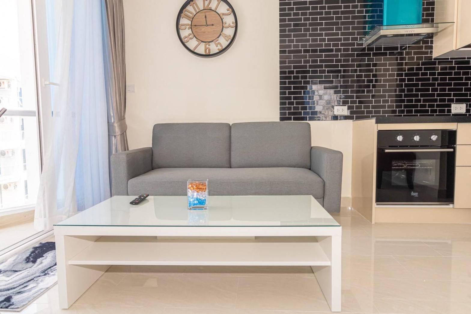Grand Avenue By Fantasea Beach Pattaya Room photo