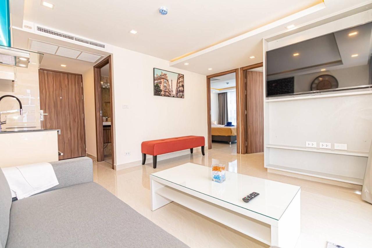 Grand Avenue By Fantasea Beach Pattaya Room photo